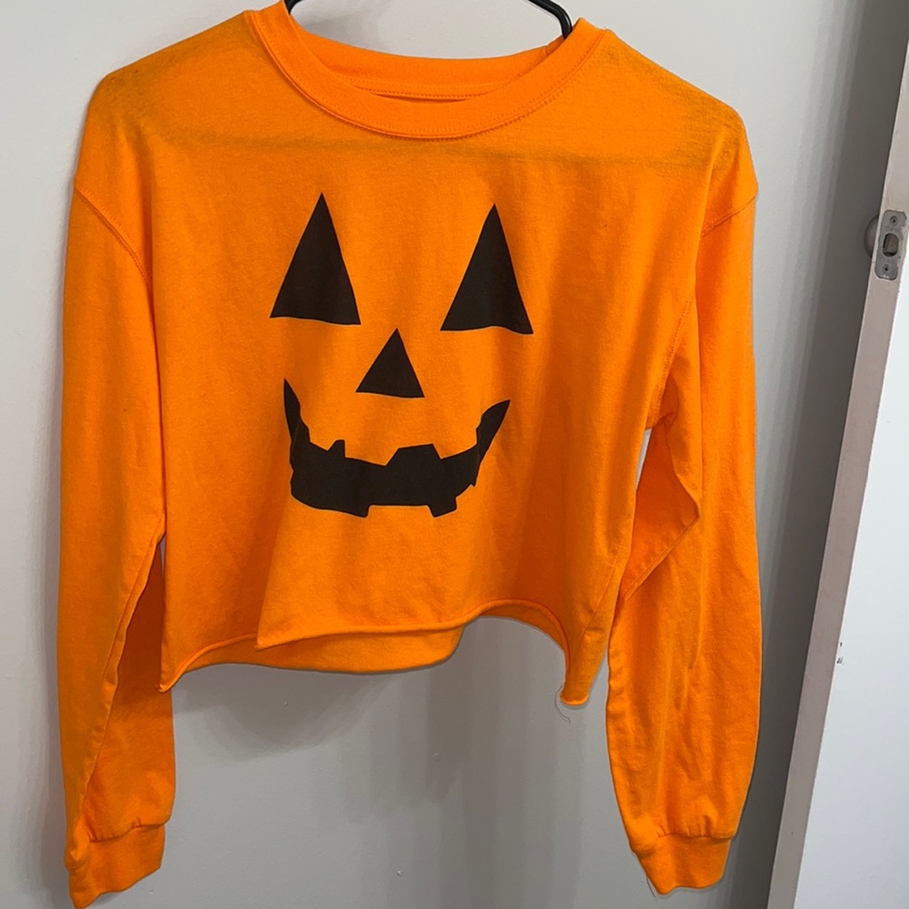 Long sleeve pumpkin 🎃 shirt